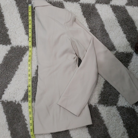 Long blazer with one button - Picture 4 of 4